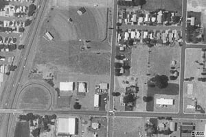I think this is the aerial photo of River-Vue in Pasco, WA from Msrmaps.com, aerial photo by USGS