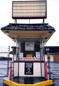 one of the north ticket booths to theaters 1-3 (orig. from http://www.geocities.com/Hollywood/Pavillion/2216/driveins.html )