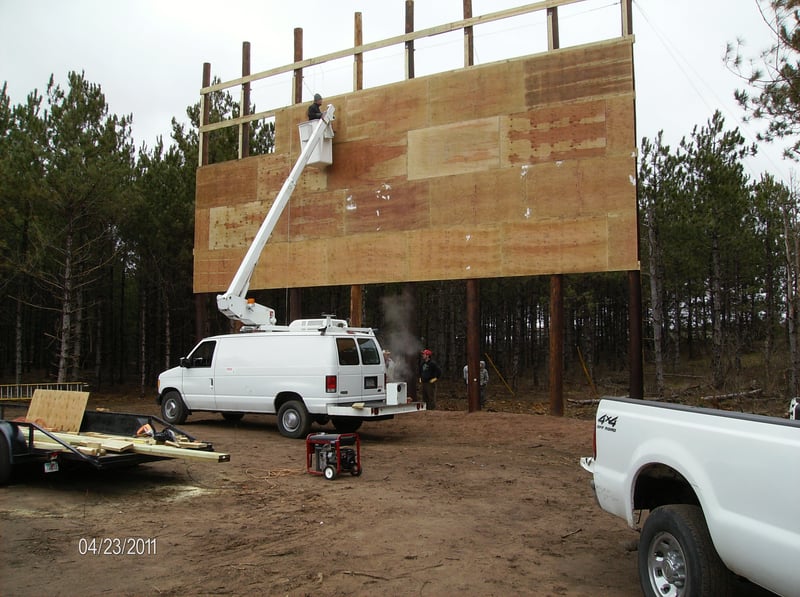 Screen 2 being built