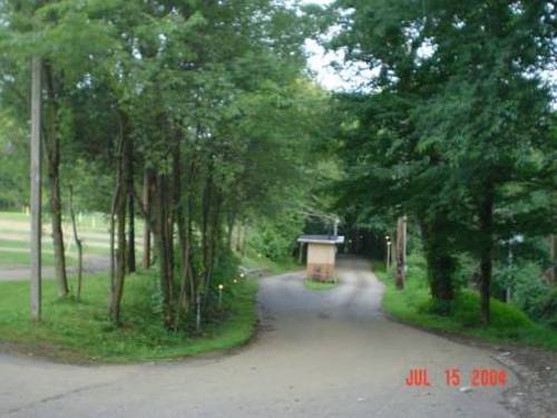 This gives you an idea of just how long the driveway is going up to the box office.