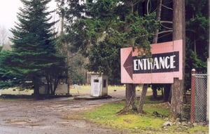 Cassidy Drive-in sits abandoned in 2002