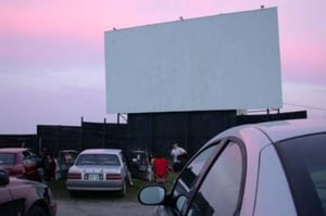 The screen just before showtime.