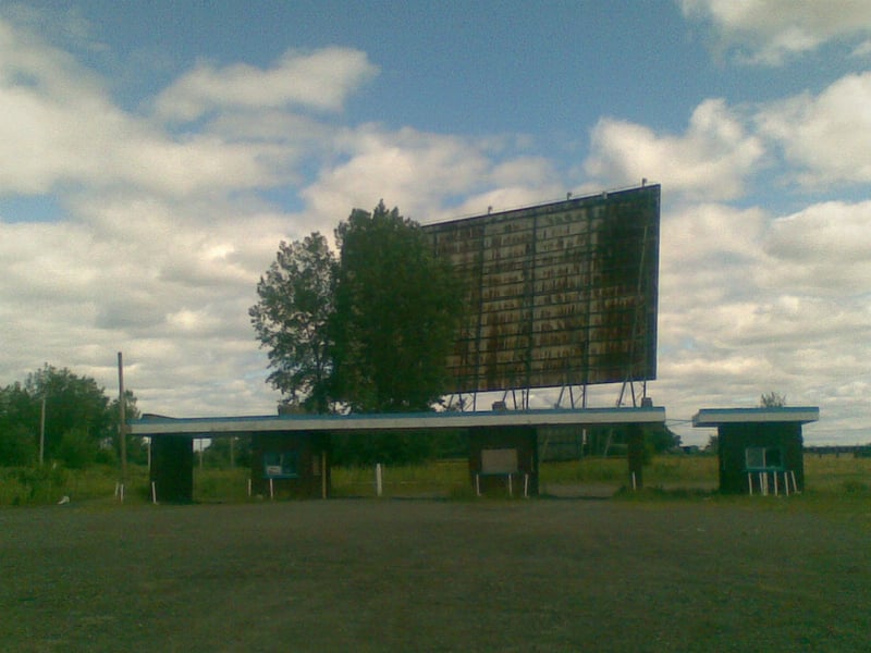entrance and back of screen 1