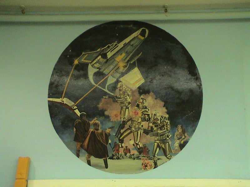 picture of the 2 star wars painting inside the concession painted in 1978