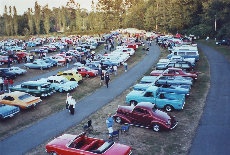 Langley Cruise-In night