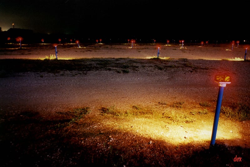 UFO Lights
(C)1999 Derek Gunnlaugson / Harris Road Movies