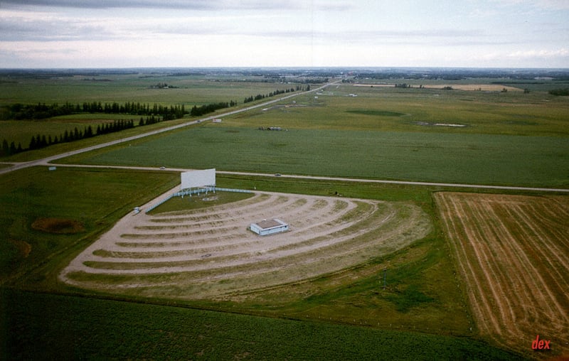 Aerial 1 (C)1999 Derek Gunnlaugson / Harris Road Movies