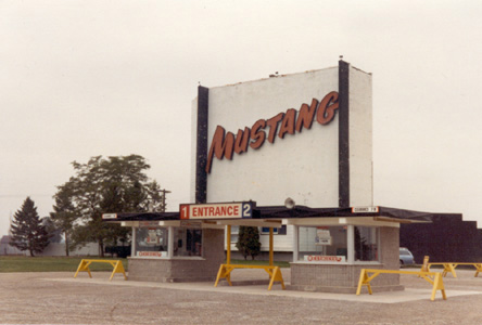 This is a pic of the Drive-In in London, Ontario. The staff is nice and there is lots of good parking spots.