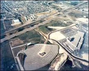 Teepee drive-in in right hand corner, Bay Ridges drive-in in main picture