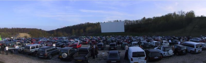Field and screen from the Drive-In Bio website.