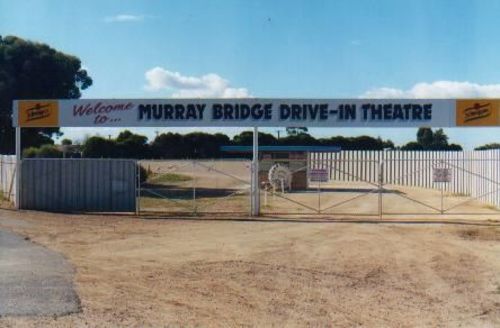 The Front gates of the Murray Bridge Drive-in