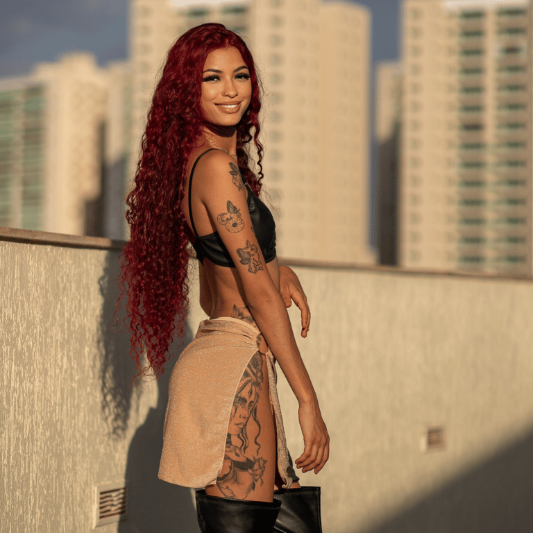 renata.lima's Header