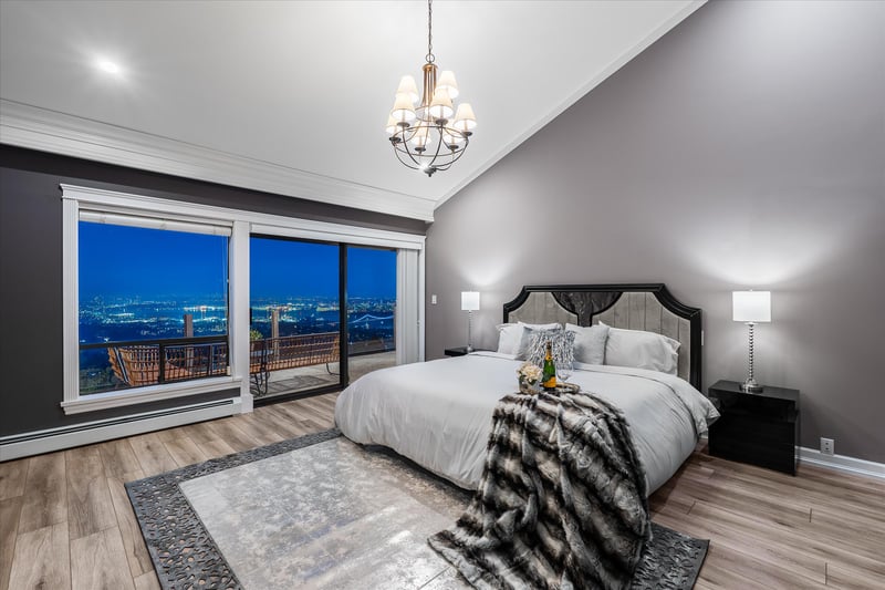 Luxury estate at 1521 Chartwell Drive, West Vancouver, BC — photo 11