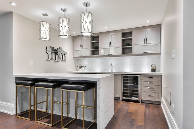 Luxury estate at Burlington — photo 35