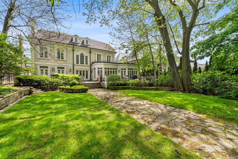 Luxury estate at 94 Dunvegan Road, Toronto, ON — photo 31