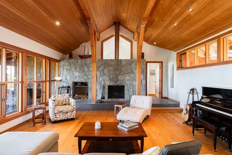 Luxury estate at 1004 Cowan Point Drive, Bowen Island, BC — photo 12