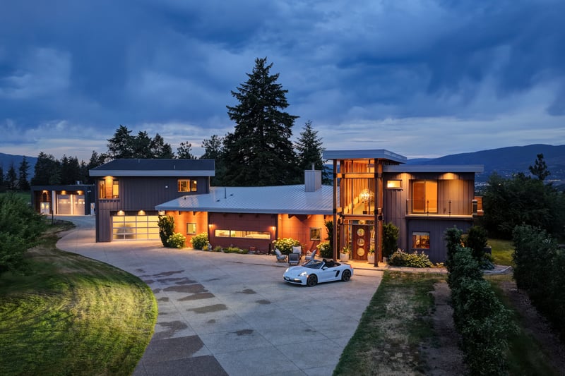 Luxury estate at 3194 Dunster Road, Kelowna, BC — photo 3