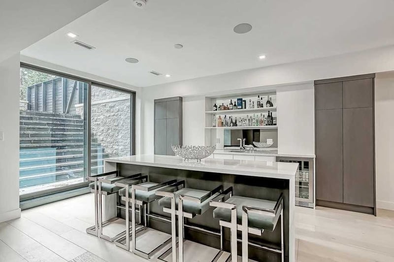 Luxury estate at 421 Chartwell Road, Oakville — photo 17
