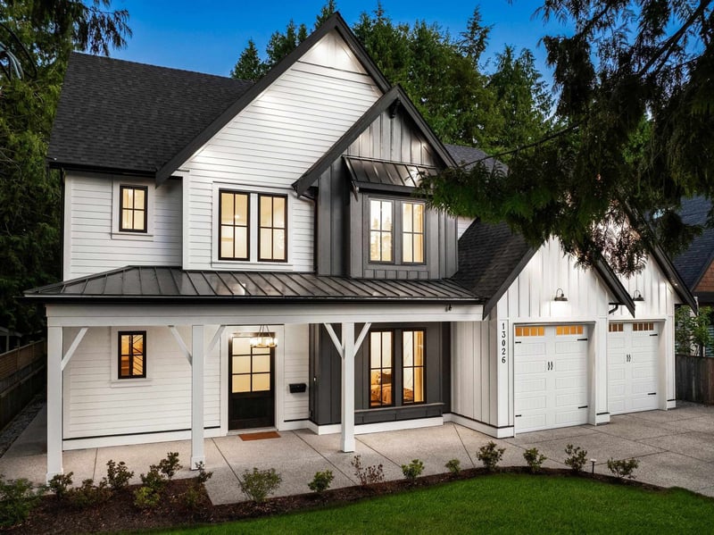 Luxury estate at 13026 16 Avenue, Surrey, BC — photo 2