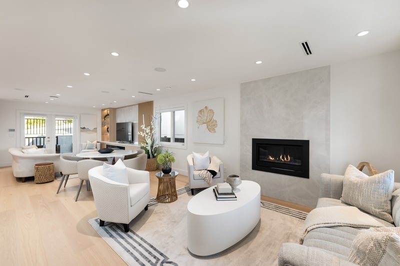 Luxury estate at 806 Montroyal Boulevard, North Vancouver, BC — photo 9
