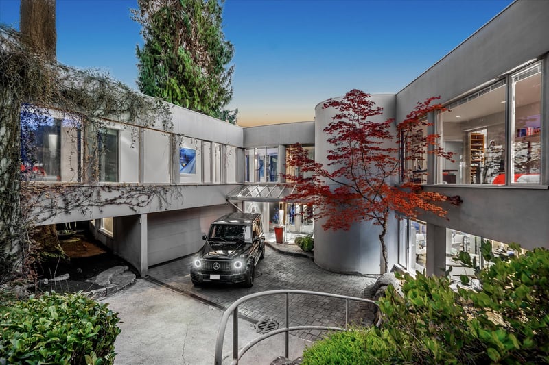 Luxury estate at 3912 Marine Drive, West Vancouver, BC — photo 11