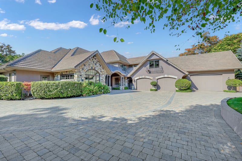 Luxury estate at 12056 Okanagan Centre Road West, Lake Country, BC — photo 9