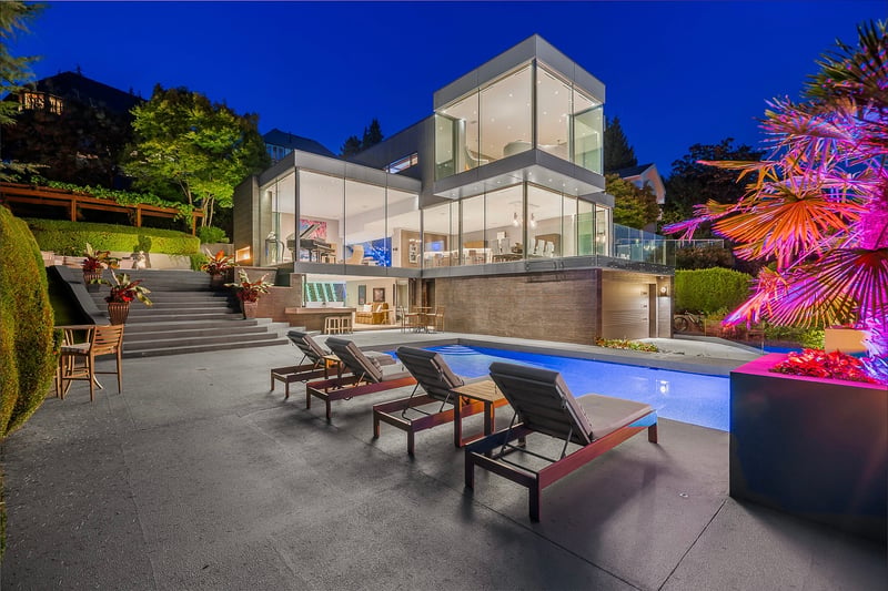 Luxury estate at 2331 Westhill Drive, West Vancouver, BC — photo 16