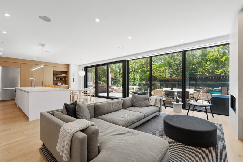 Luxury estate at 128 Lyndhurst Avenue, Toronto, ON — photo 5