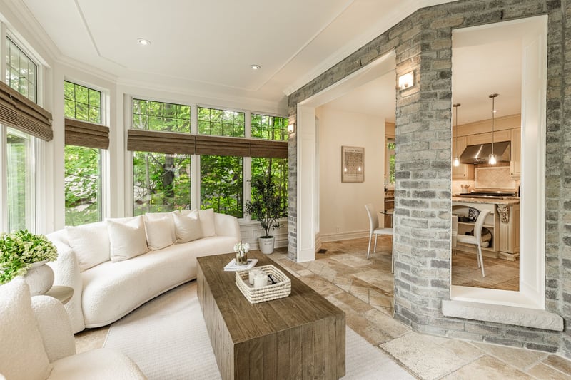 Luxury estate at 53 Av. du Bel-Horizon, Sainte-Julie, QC — photo 8