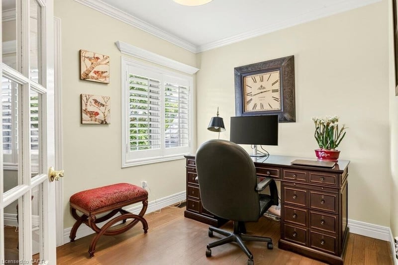 Luxury estate at 55 Chianti Crescent, Hamilton, ON — photo 21