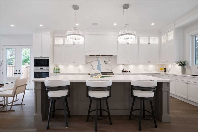 Luxury estate at 297 Savoy Crescent, Oakville — photo 5