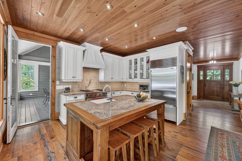 Luxury estate at 9 - 4805 Muskoka Road 169, Muskoka Lakes, ON — photo 35
