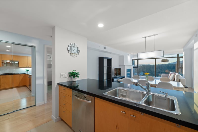 Luxury estate at 1790 Bayshore Drive #1404, Vancouver, BC — photo 17