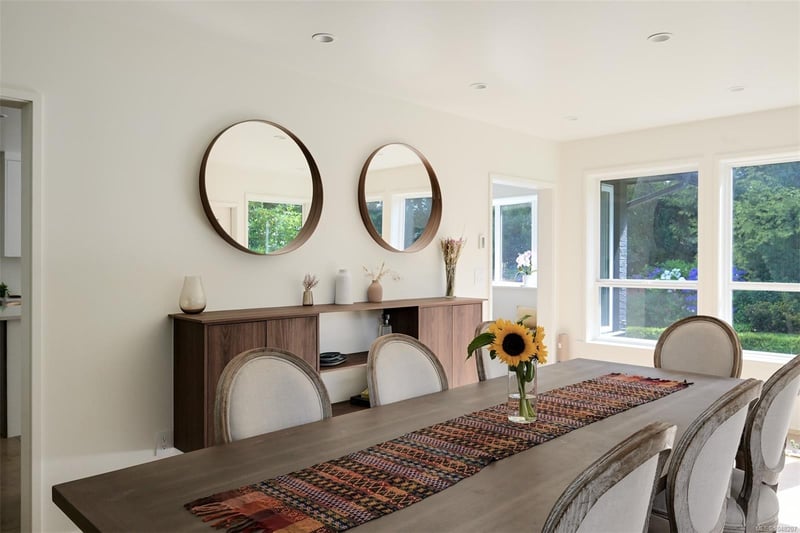 Luxury estate at 3055 Beach Drive, Victoria, BC — photo 28