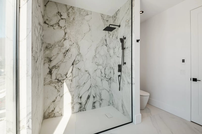 Luxury estate at 2040 Rue du Sommet Trinité, Saint-Bruno-de-Montarville, QC — photo 14