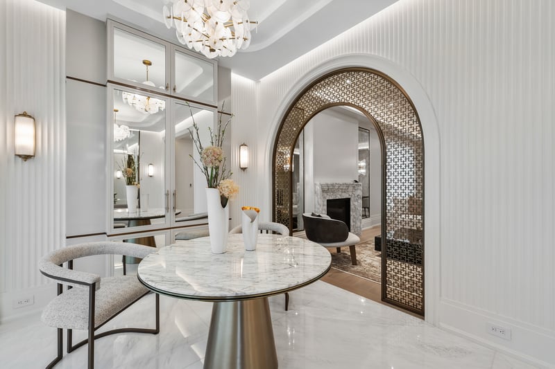 Luxury estate at 117 Yonge Boulevard, Toronto, ON — photo 4