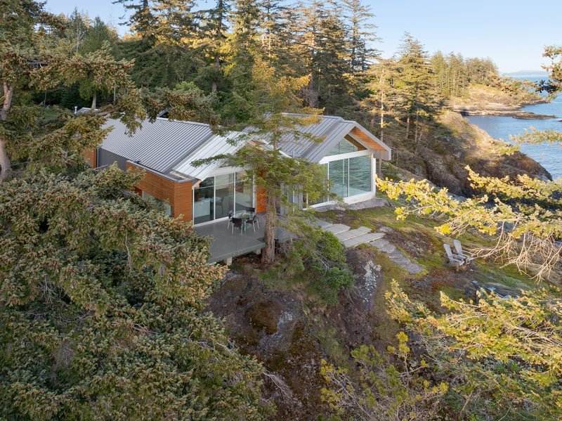 Luxury estate at 931 Ocean Park Lane, Bowen Island, BC — photo 16
