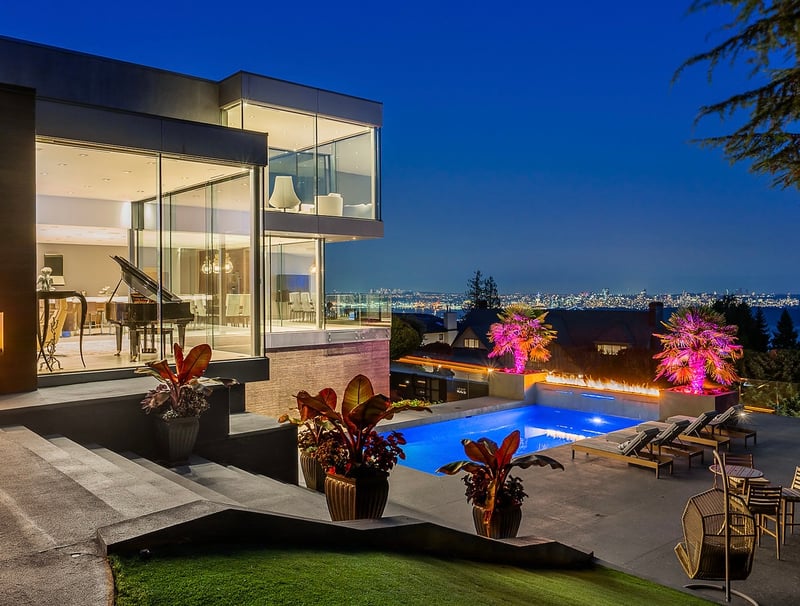 Luxury estate at 2331 Westhill Drive, West Vancouver, BC — photo 17