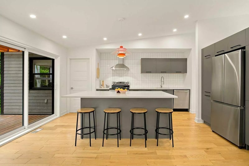 Luxury estate at 18 Rue des Faux Trembles, Eastman, QC — photo 13