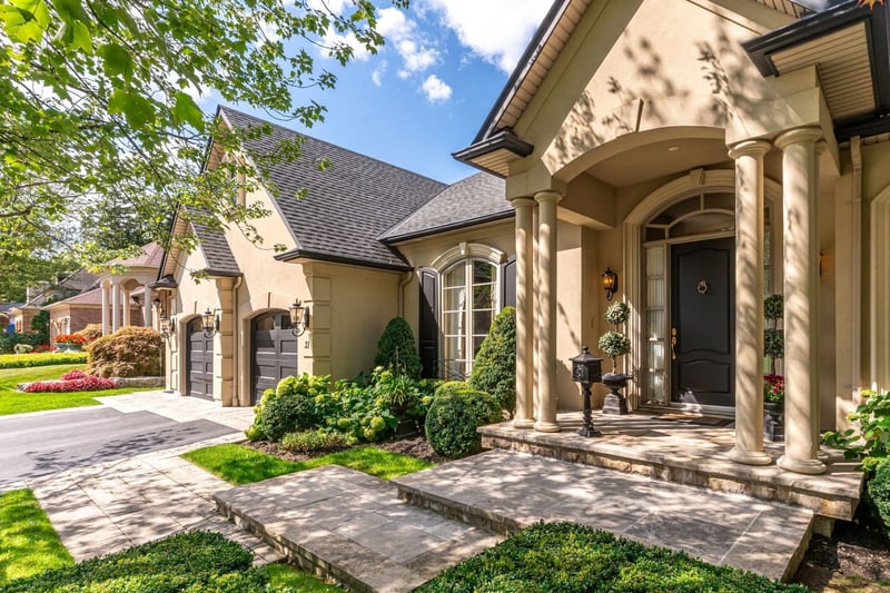 Luxury estate at 21 Harrington Place, Hamilton, ON — photo 6