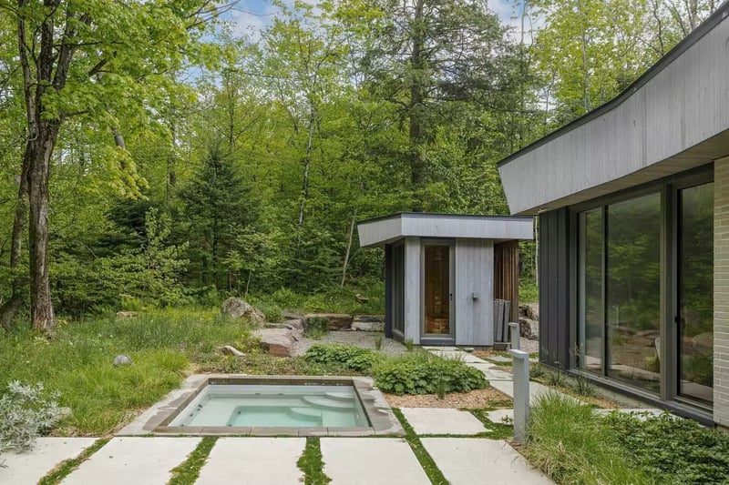 Luxury estate at 15 Chemin du Hibou, Eastman, QC — photo 54