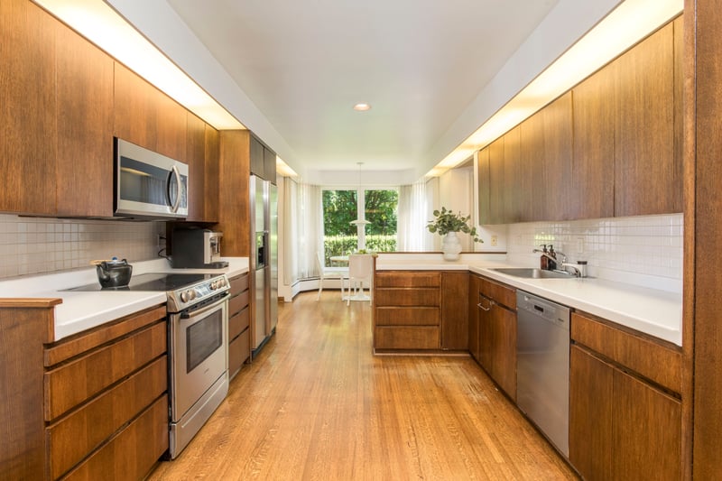 Luxury estate at 4576 Connaught Drive, Vancouver, BC — photo 7