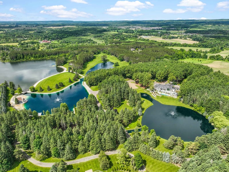 Luxury estate at 15466 The Gore Road, Caledon East, ON — photo 31