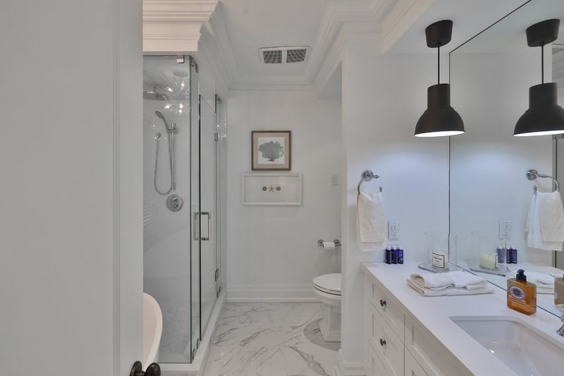 Luxury estate at 8 Chartwell Road, Oakville, ON — photo 17