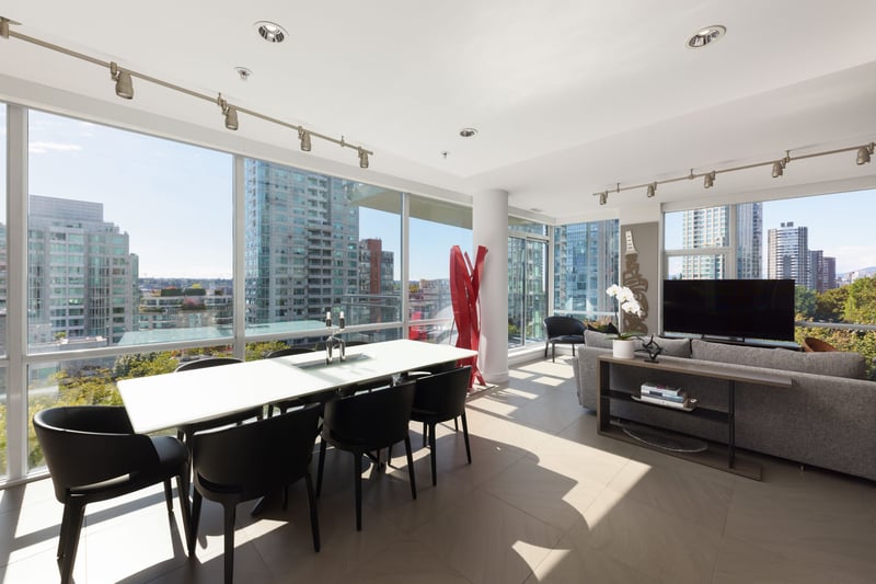 Luxury estate at 1455 Howe Street #805, Vancouver, BC — photo 2