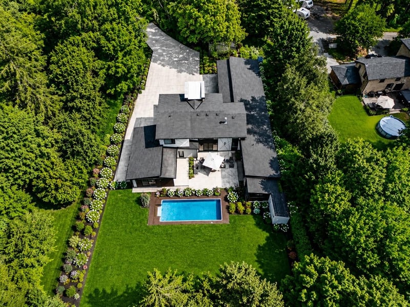 Luxury estate at 6 Campbell Farm Road, Brantford, ON — photo 3