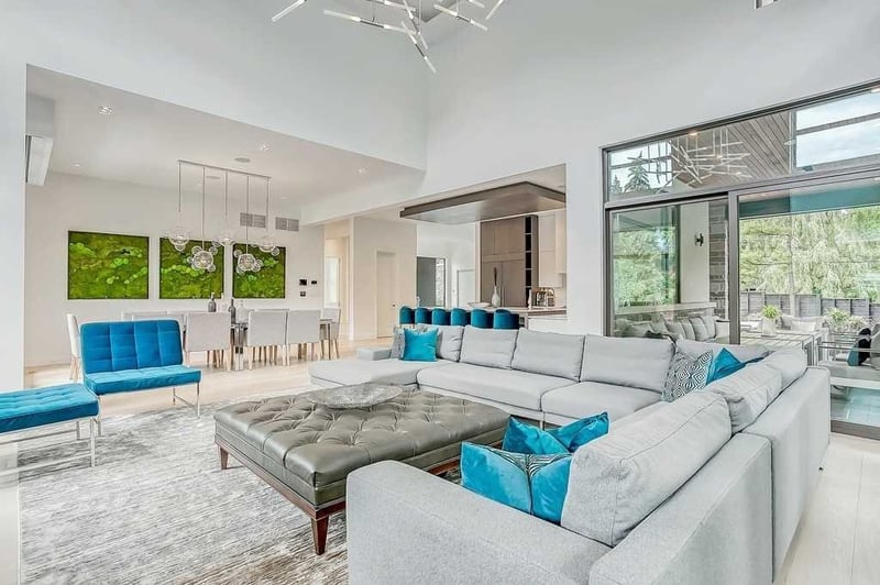 Luxury estate at 421 Chartwell Road, Oakville — photo 9