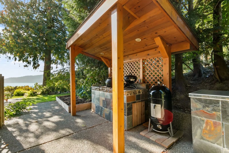 Luxury estate at 45 Sweetwater Place, Lions Bay — photo 7