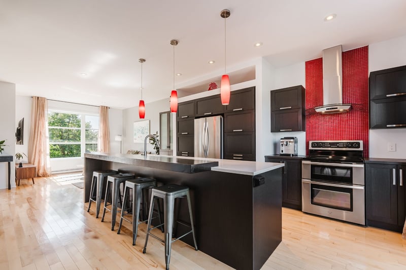 Luxury estate at 1185 Rue Régis-Phaneuf, Beloeil, QC — photo 8