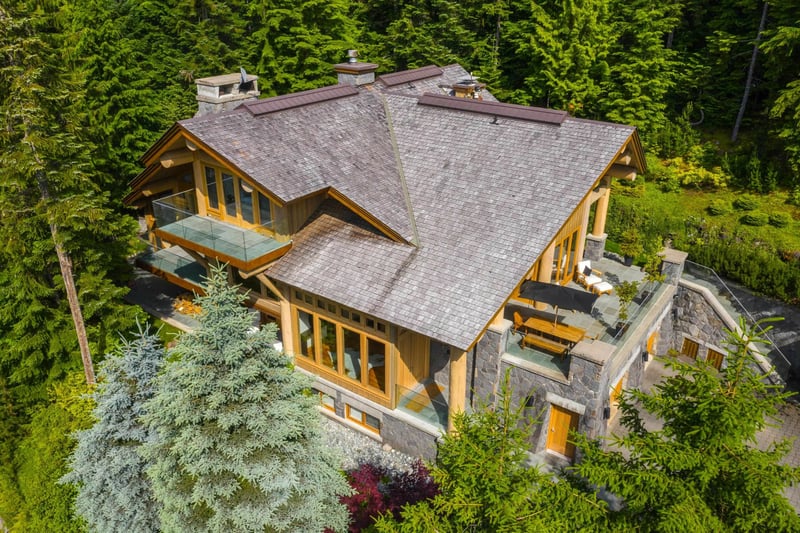 Luxury estate at 4673 Blackcomb Way, Whistler — photo 3